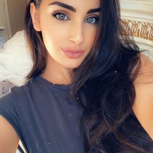 Meet your Posher, Sophia